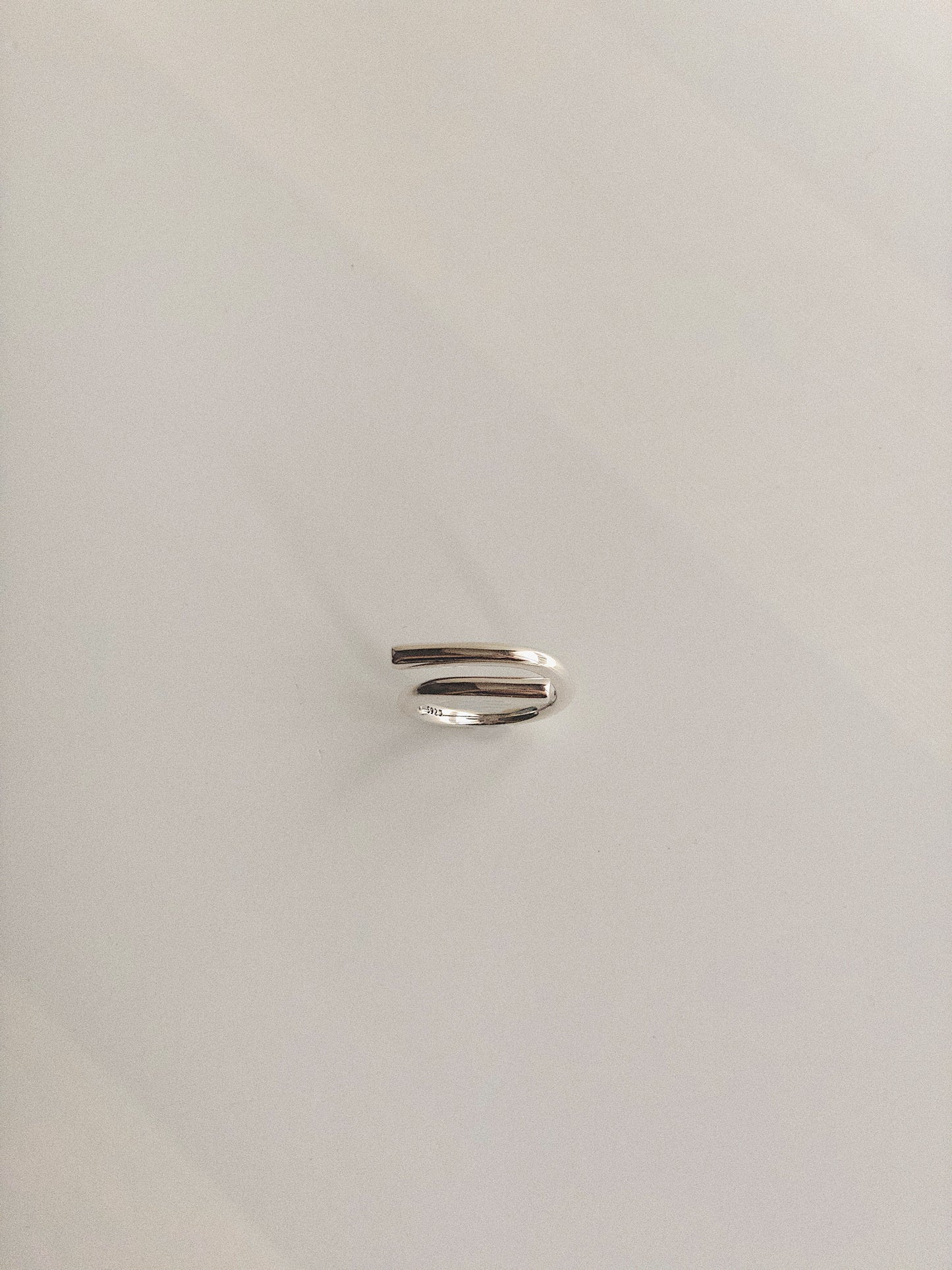 Silver Twist Round Ring