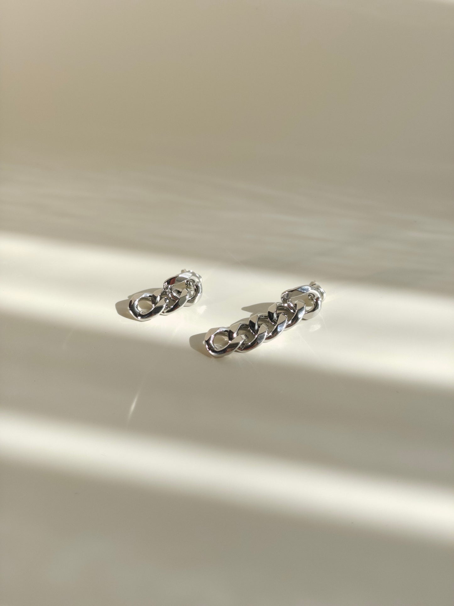 Unbalanced Link Chain Earrings