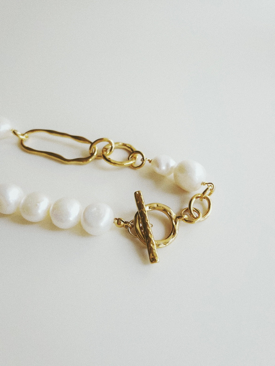 Albina Pearl Chain